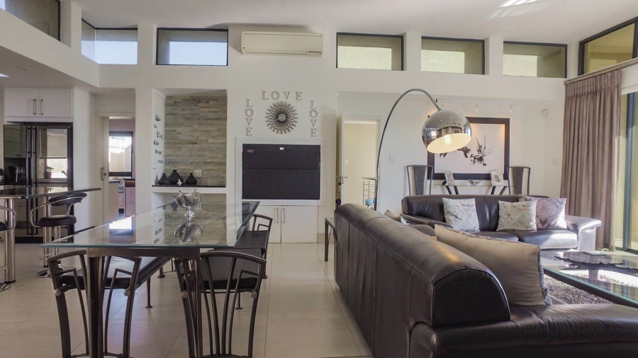 3 Bedroom Property for Sale in Baronetcy Estate Western Cape